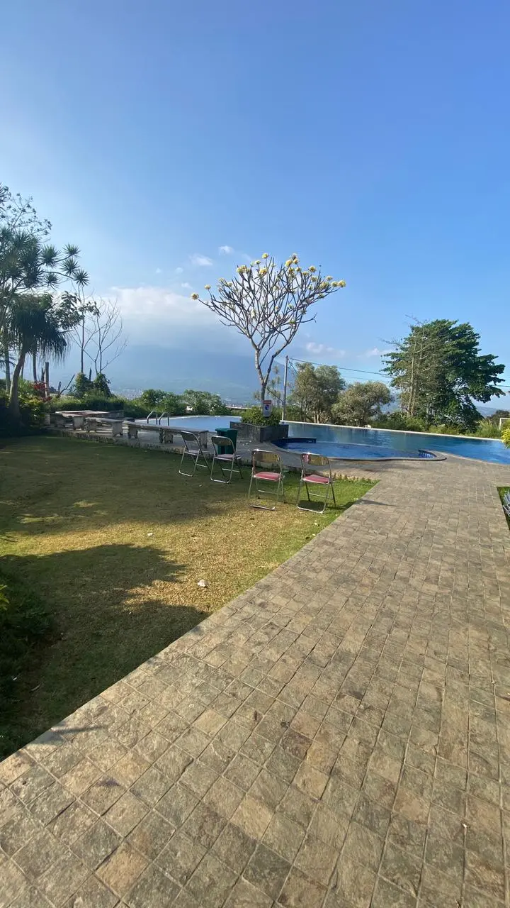 Kolam Renang Villa Melati